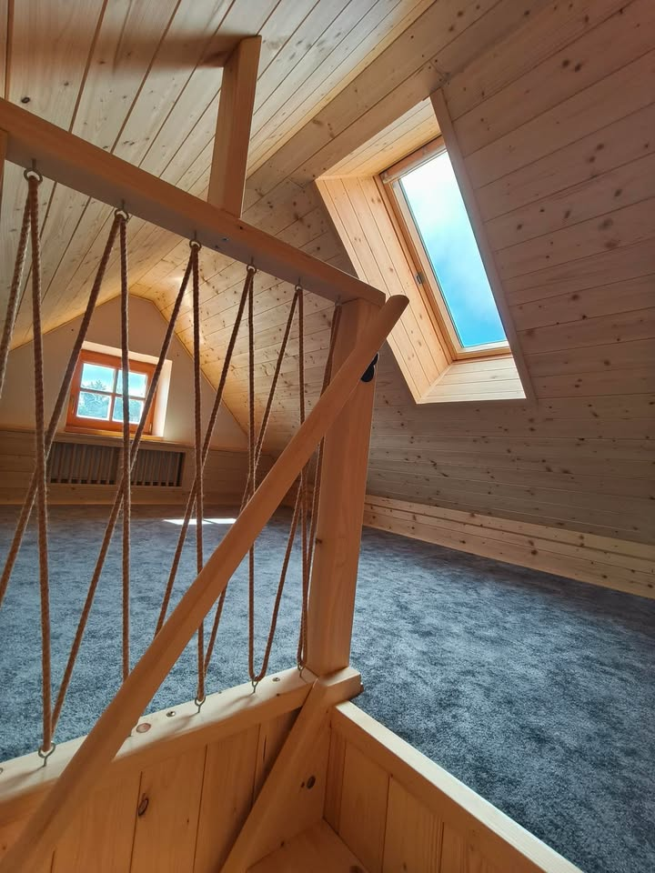 Podkrovní ložnice s vikýřem